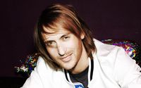 Скачать David Guetta - Dangerous рингтон на звонок бесплатно