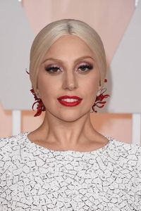 Скачать Lady Gaga - Nothin On But The Radio.mp3 рингтон на звонок бесплатно